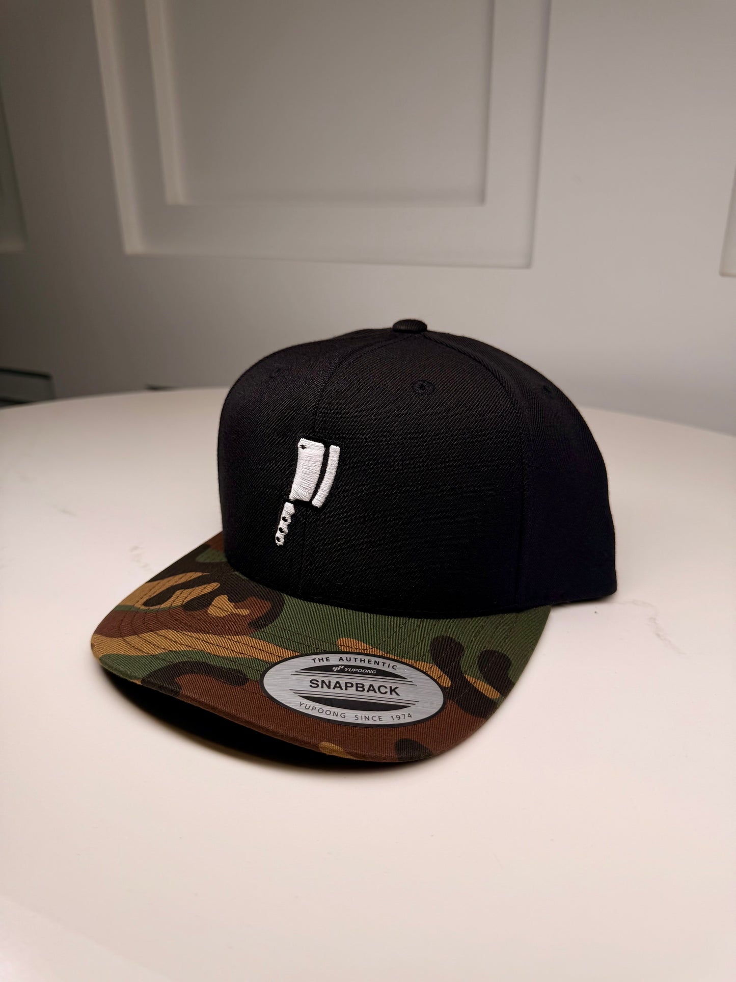 Cleaver Snapback (Black/Camo)